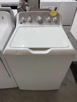 GE 4.4 cu. ft. High Efficiency Top Load Washer